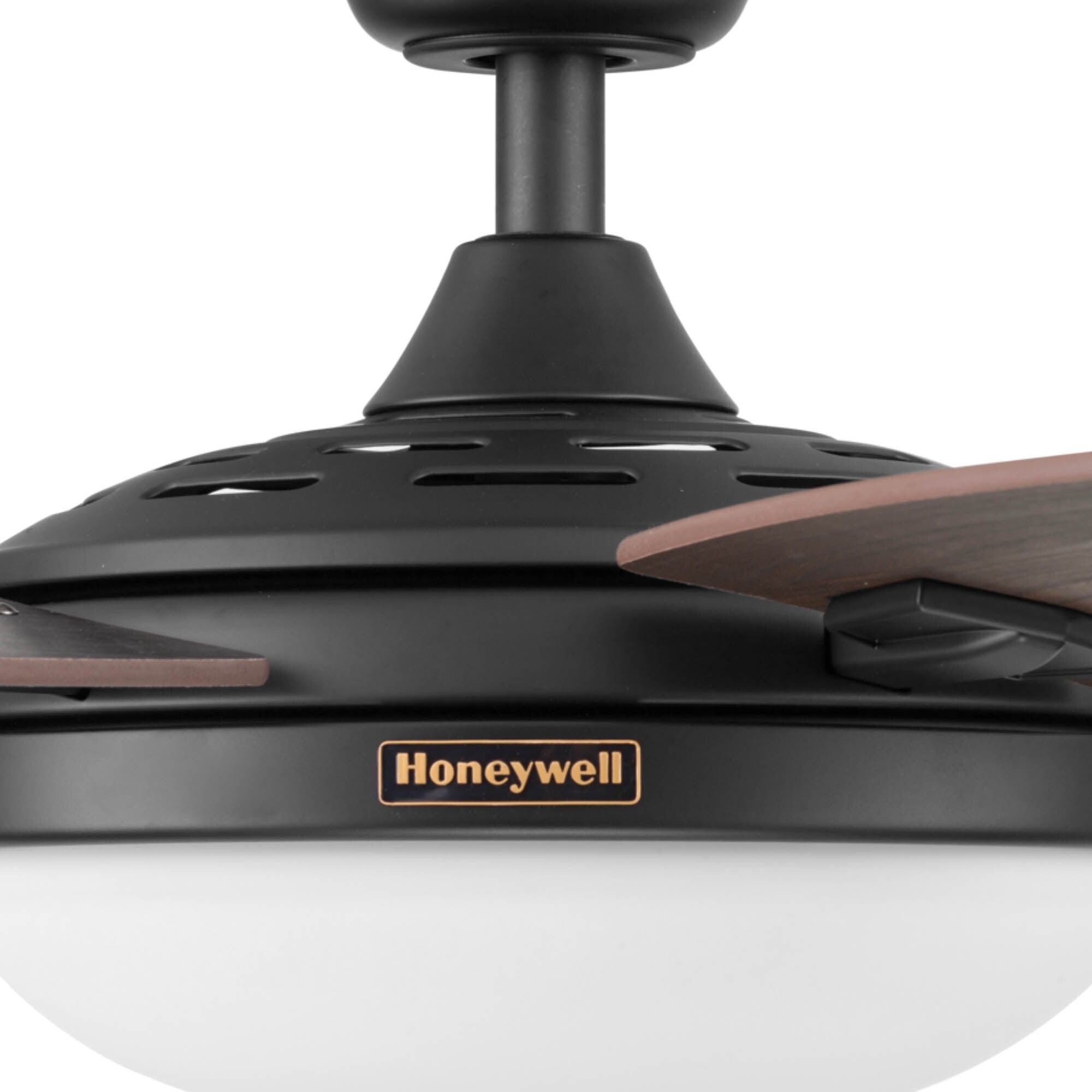 Ventilateur de plafond Honeywell Carmel 48 avec éclairage intégré et télécommande