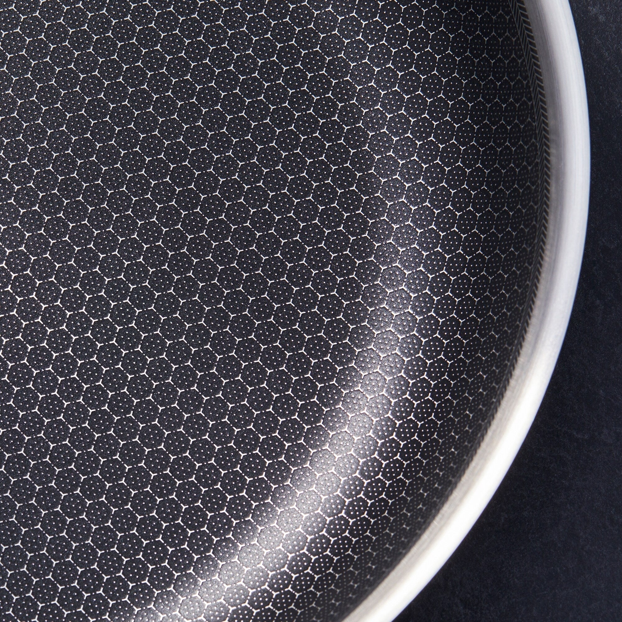 Ensemble de 3 poêles à frire HENCKELS Paradigm avec spatule et cuillère de service en prime - 5 pièces