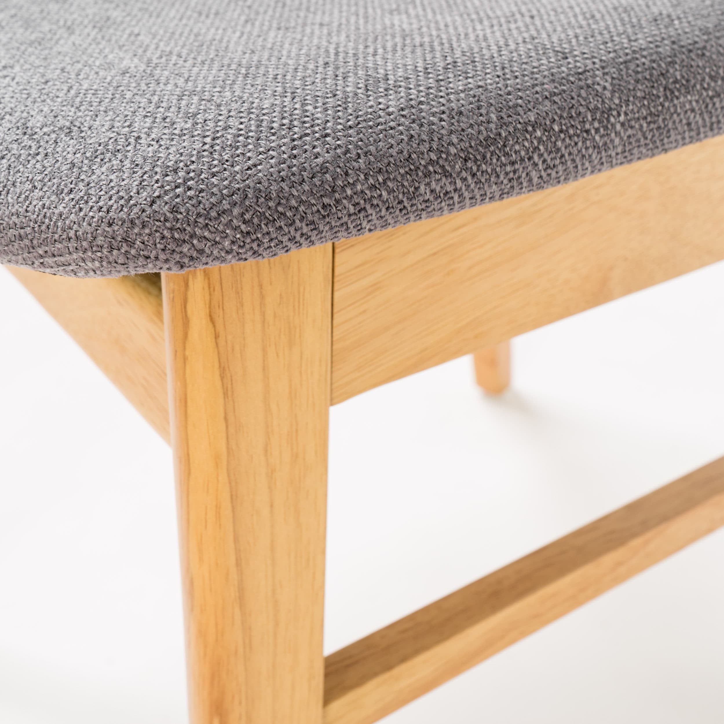 Chaise de salle à manger Abrielle en bois d'hévéa rembourrée de style milieu de siècle (lot de 2) par Christopher Knight Home