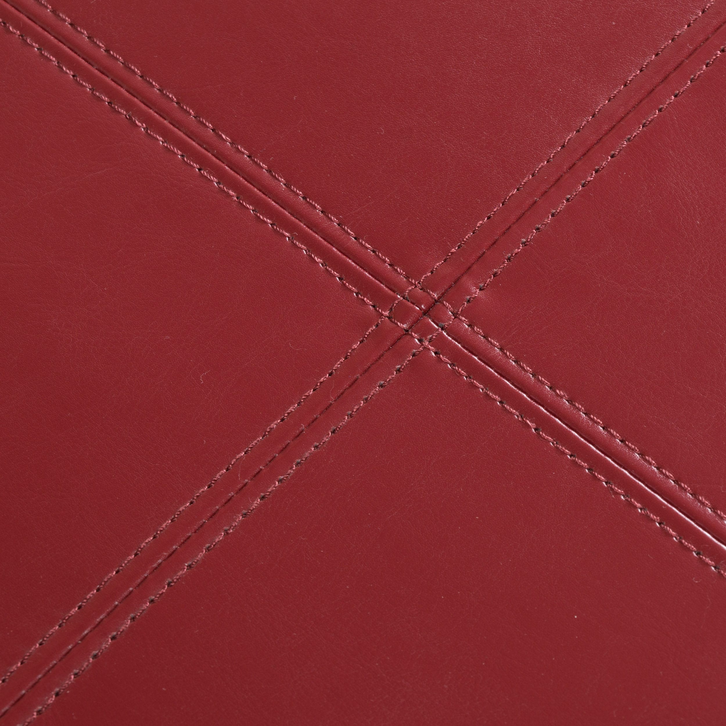 Banc de rangement en similicuir Lucinda par Christopher Knight Home - 51,25 L x 17,50 l x 16,25 H