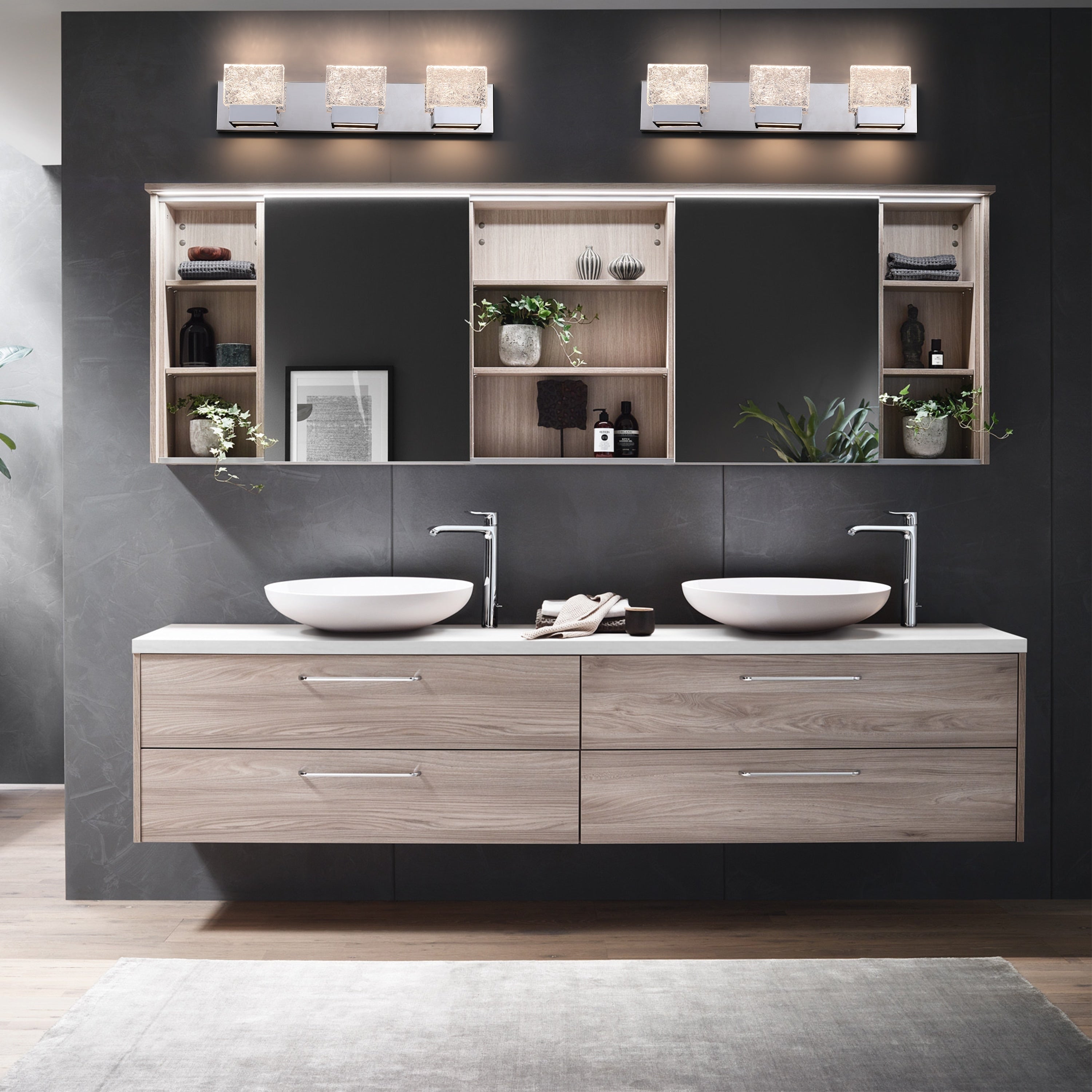 Applique murale à LED intégrée C Cattleya en acier inoxydable 3000 K avec abat-jour en verre artistique - Chrome