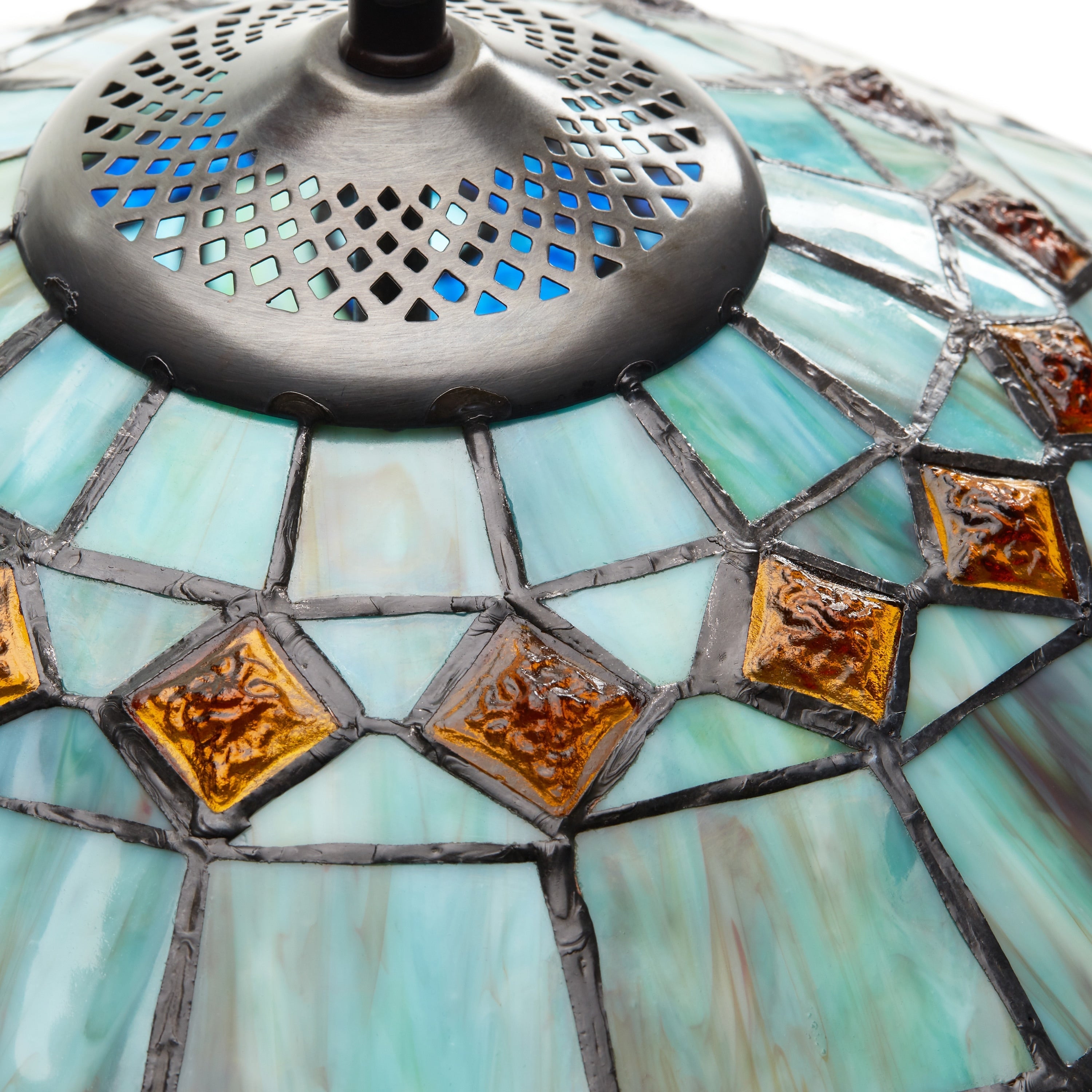 Lampe Tiffany en vitrail Gracewood Hollow Asdreni de 20 pouces - 14 L x 14 l x 20,25 H