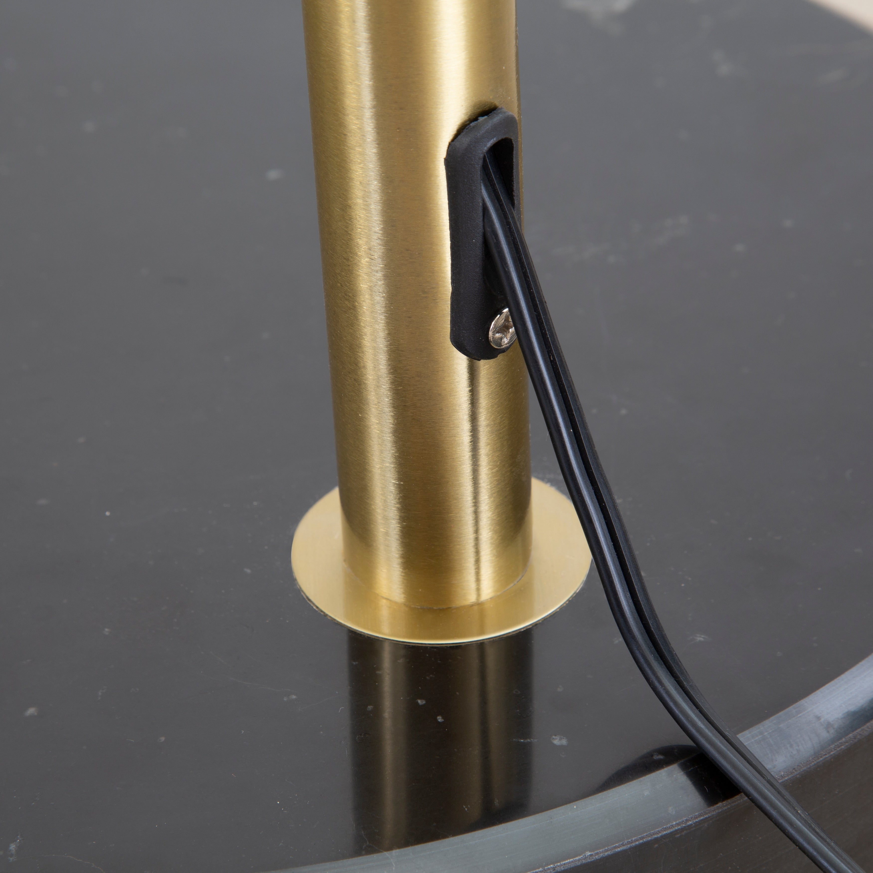 Lampadaire arqué réglable en acier Q-Max 81 avec abat-jour extra large et base en marbre